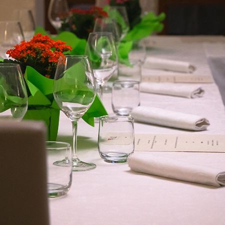 Agriturismo Cascina Reggio Castelnuovo  エクステリア 写真