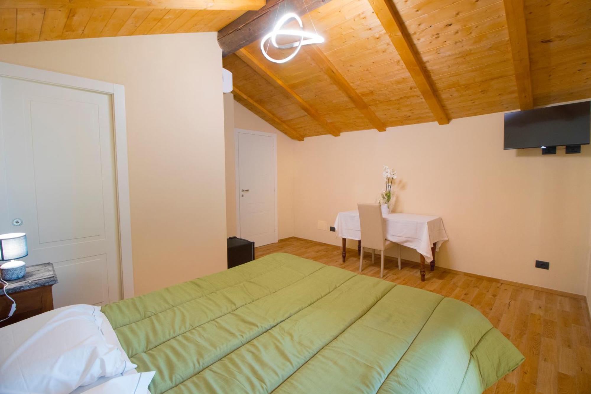 Agriturismo Cascina Reggio Castelnuovo  エクステリア 写真